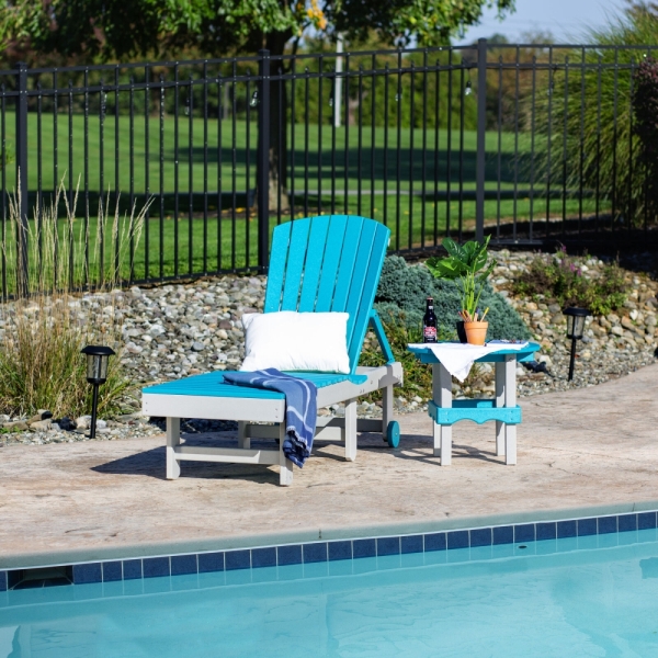Leisure Lawn Fanback Lounge Chair